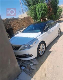 هيونداي أزيرا